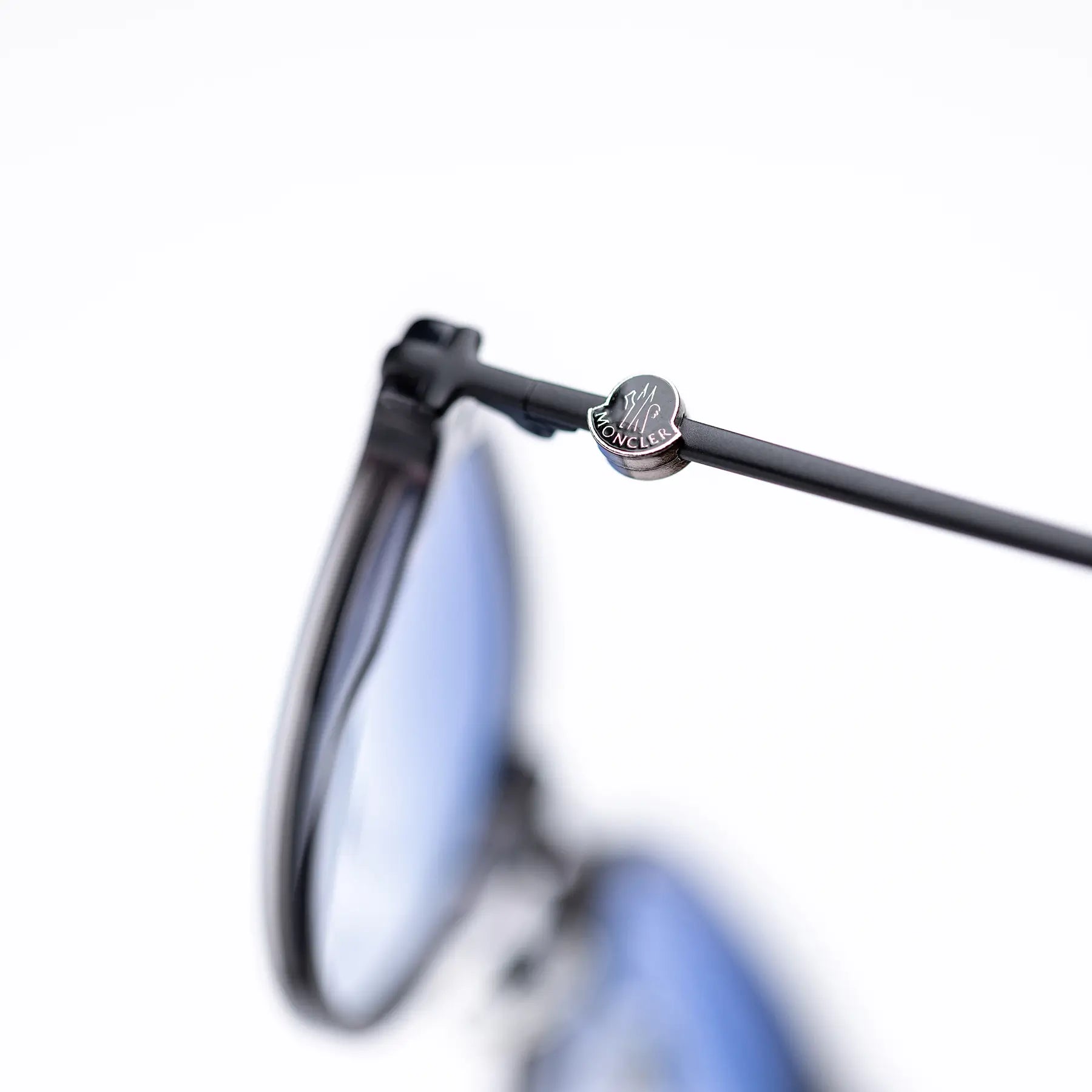Moncler Buet MC50402