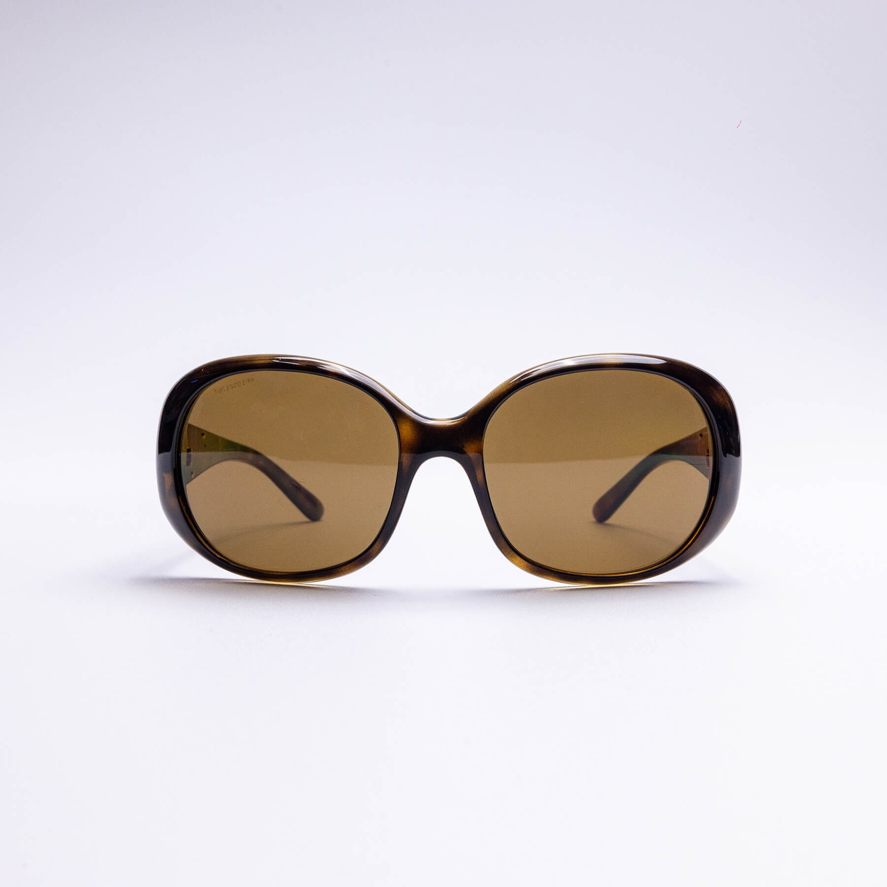 Monture solaire vintage Prada SPR 27L 2000s — Seconde Édition Montréal 1