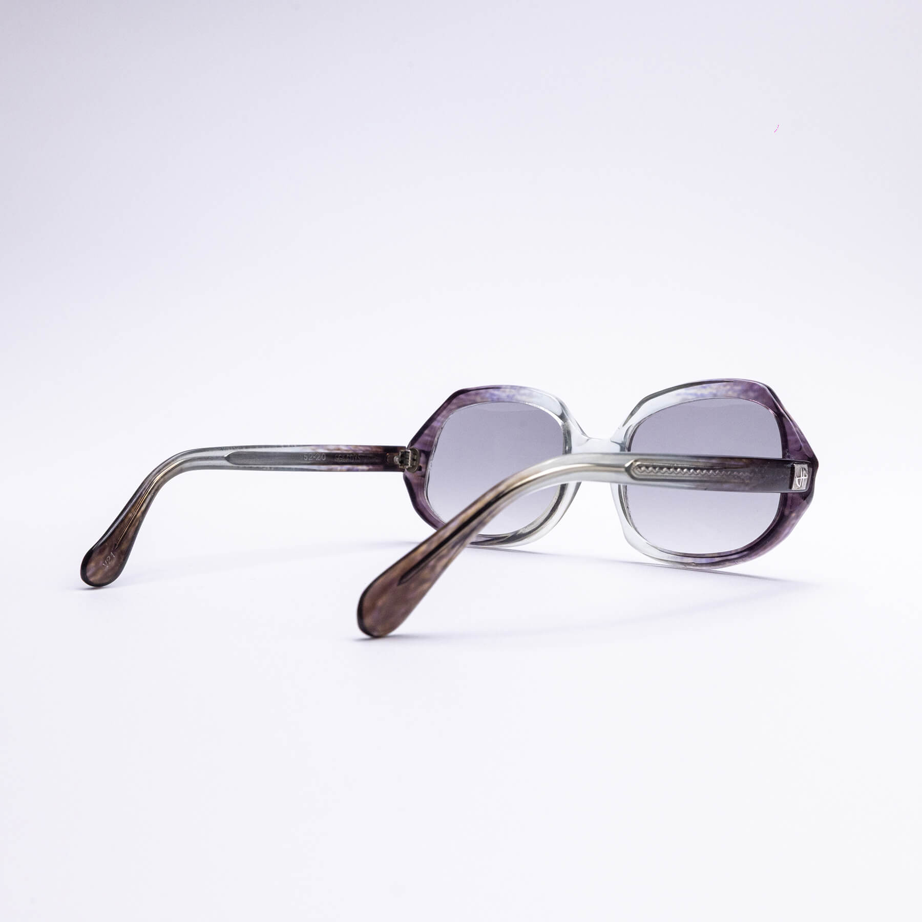 Monture solaire vintage Jean Patou Gladys 70s — Seconde Édition Montréal 4