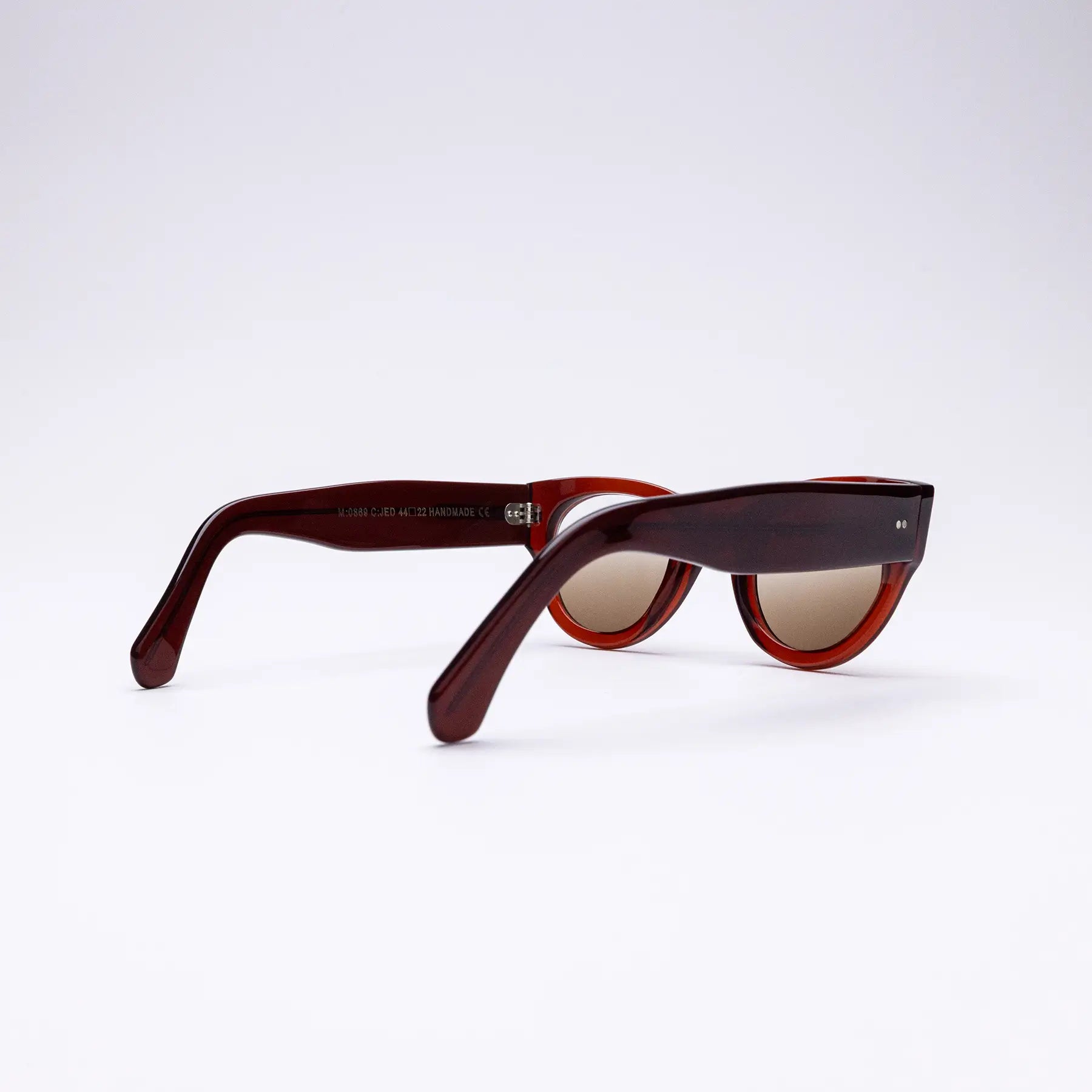 Cutler and Gross of London M0869