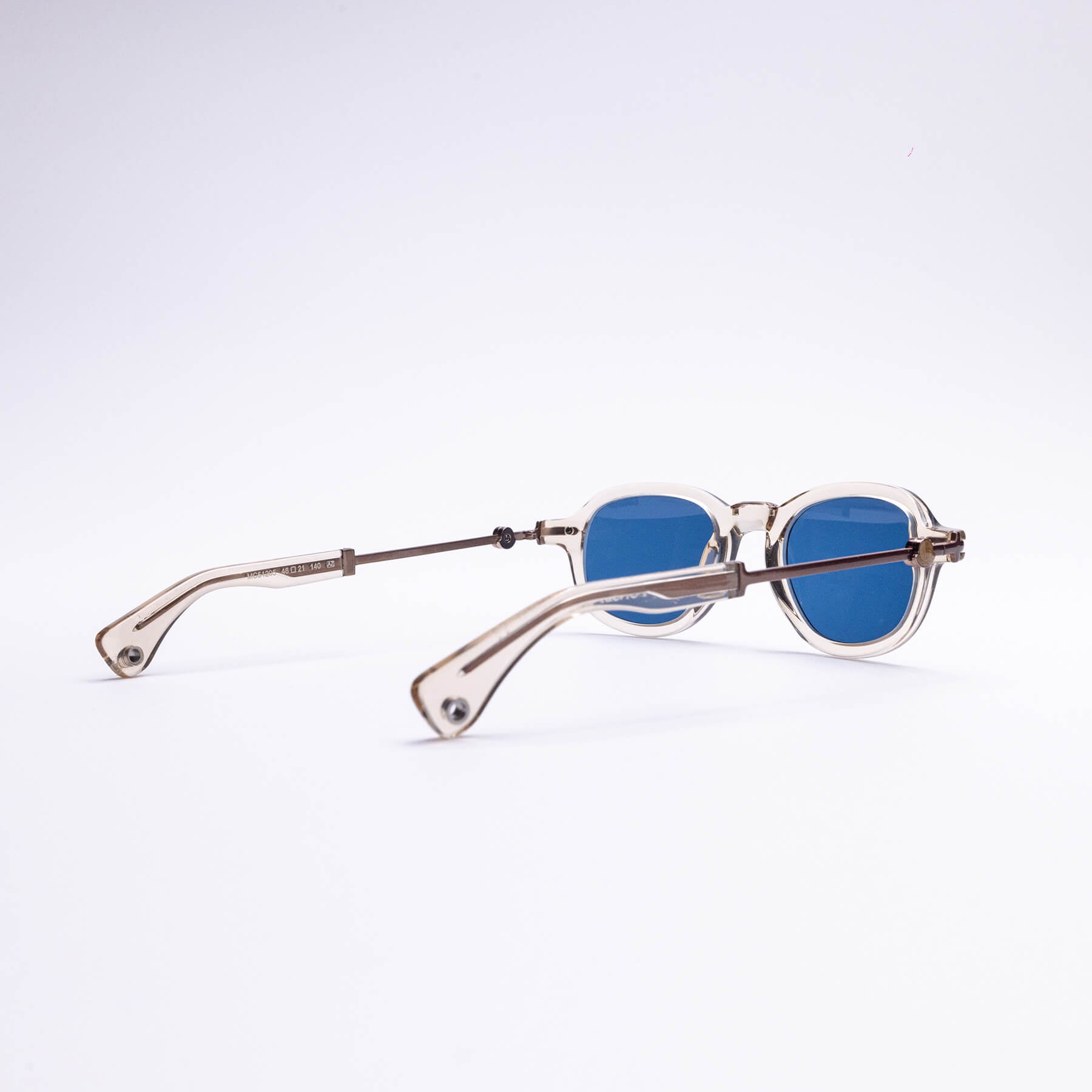 Monture solaire vintage Moncler MC51205 2020s — Seconde Édition Montréal 4