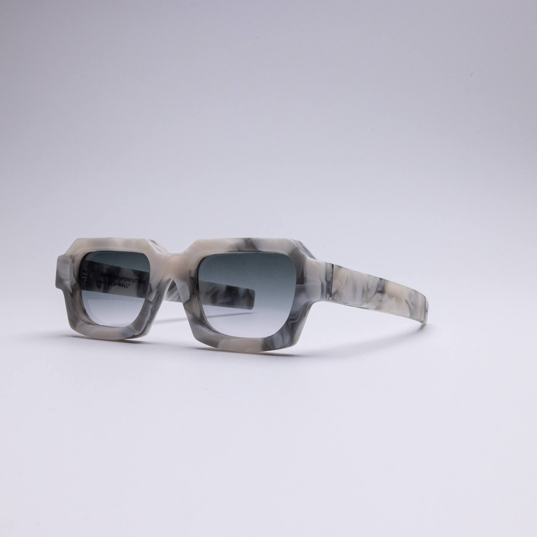 Monture solaire vintage Retrosuperfuture Caro ACW 2020s — Seconde Édition Montréal 2