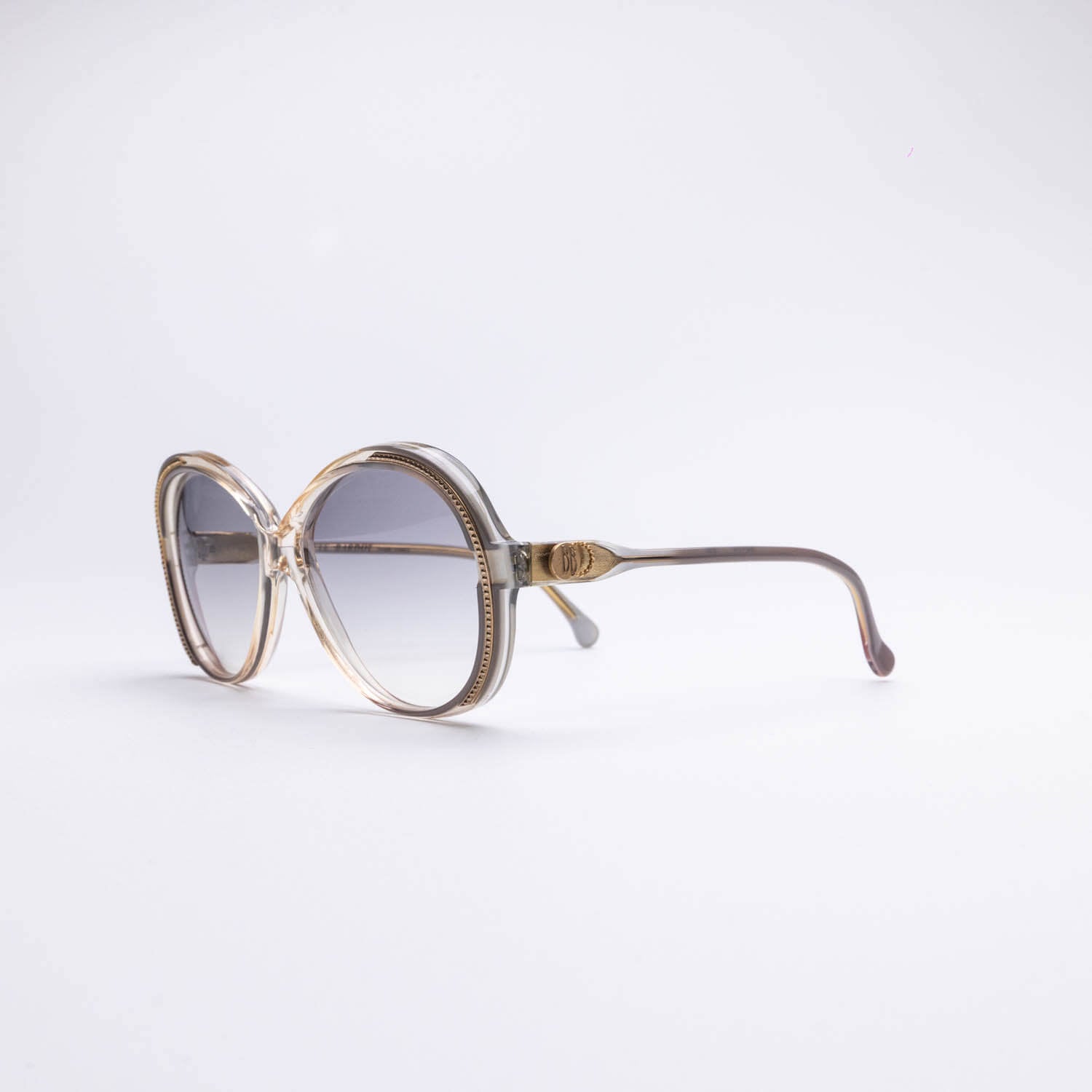 Monture solaire vintage Brigitte Bardot Belle 570 70s — Seconde Édition Montréal 2