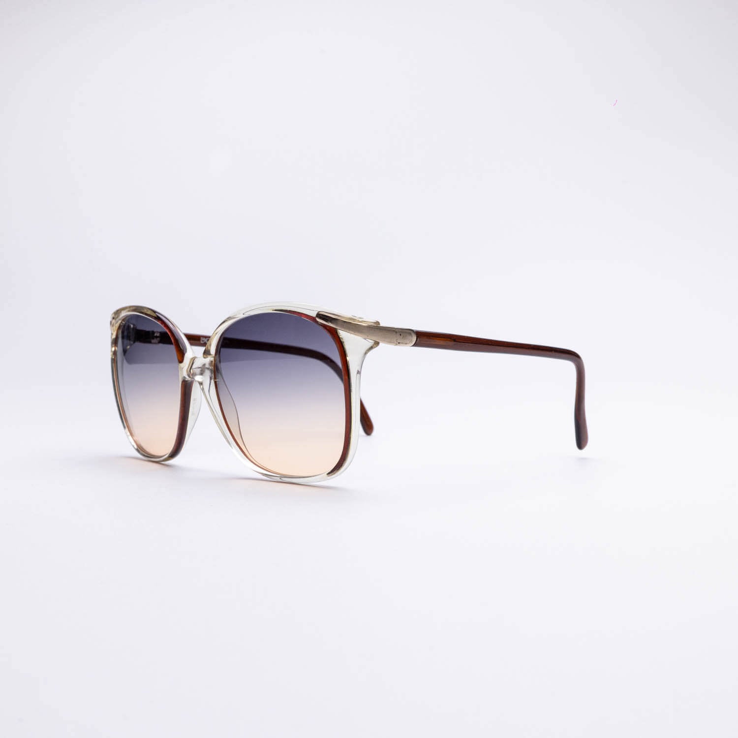 Monture solaire vintage Luxottica C05 90s — Seconde Édition Montréal 2