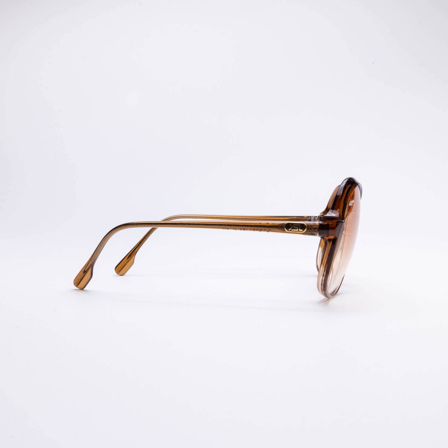 Monture solaire vintage Yves Saint-Laurent 31-253 80s — Seconde Édition Montréal 3