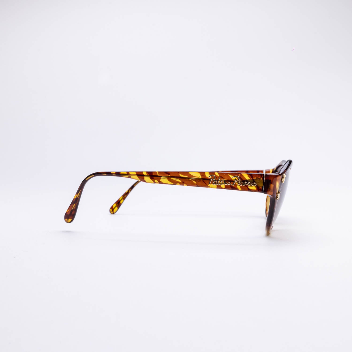 Monture solaire vintage Paloma Picasso 3766 90s — Seconde Édition Montréal 4
