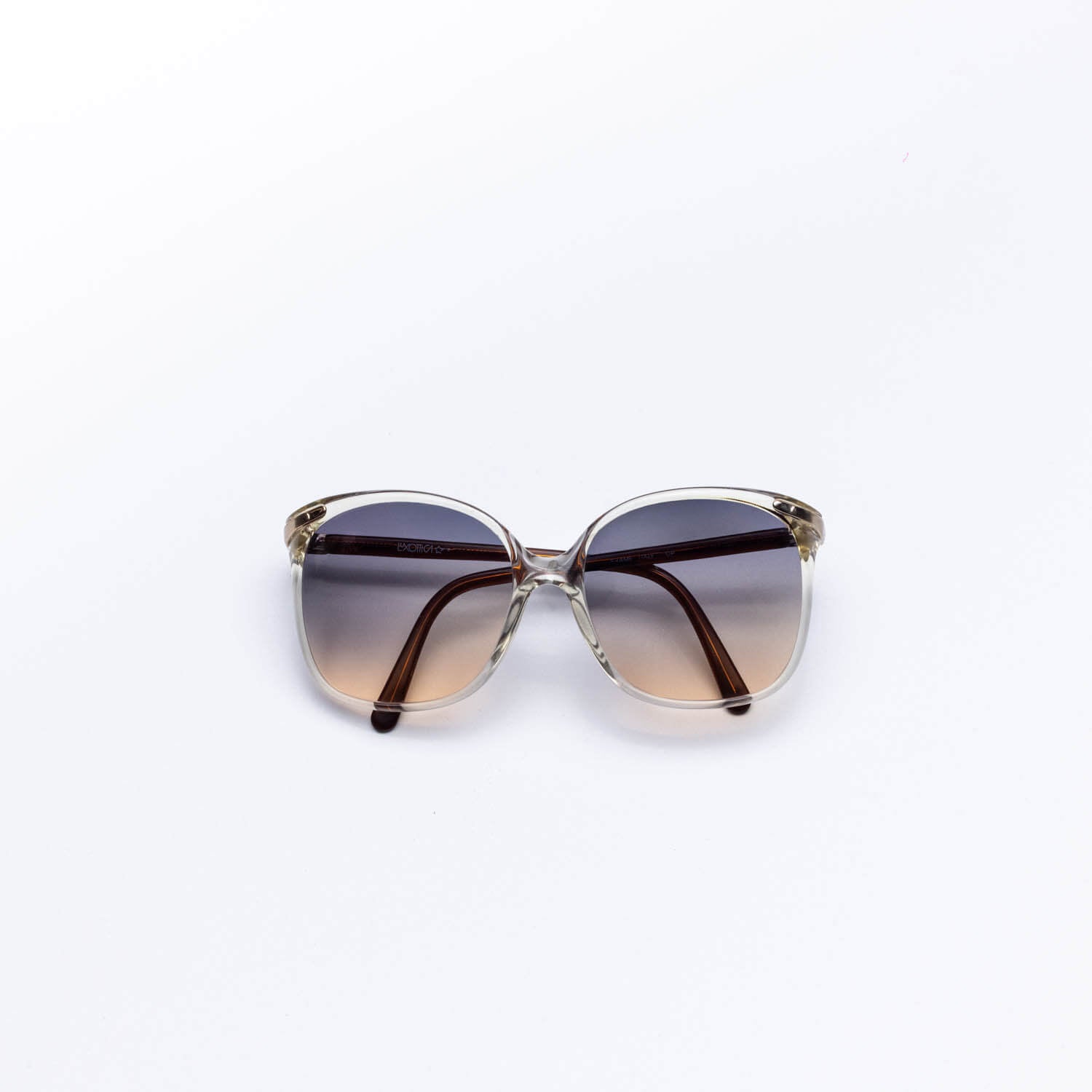 Monture solaire vintage Luxottica C05 90s — Seconde Édition Montréal 5