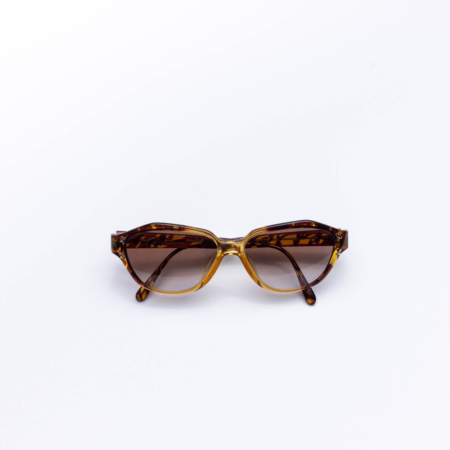 Monture solaire vintage Paloma Picasso 3766 90s — Seconde Édition Montréal 5